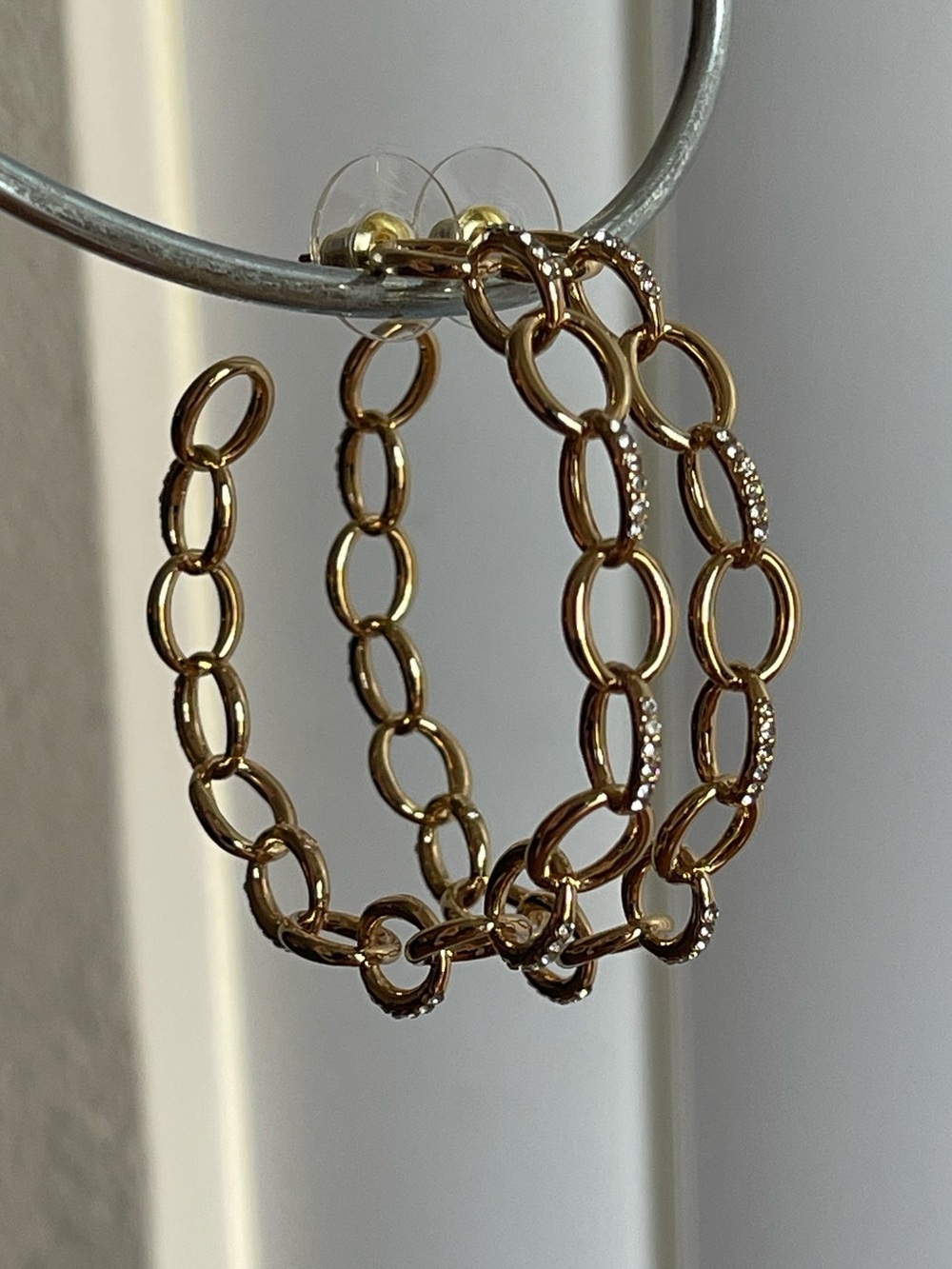 Lilly Pulitzer Island Link Hoop Earrings - Picture 4 of 7